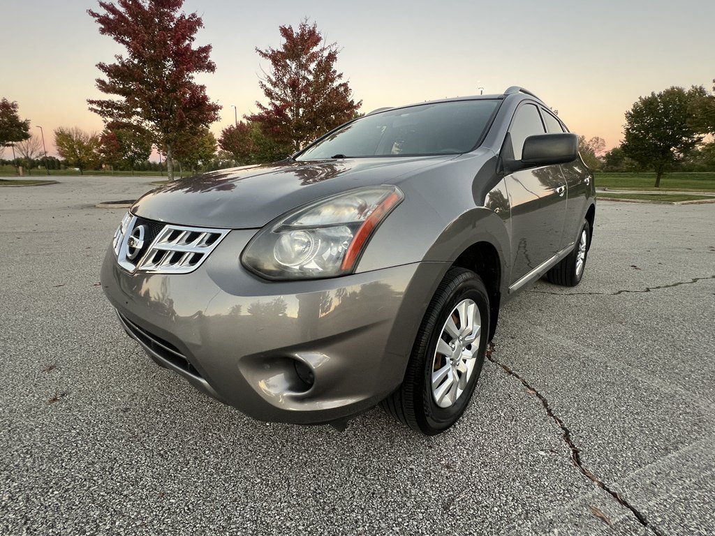 Used 2014 Nissan Rogue S w/ Convenience Package AWD/4WD image 1