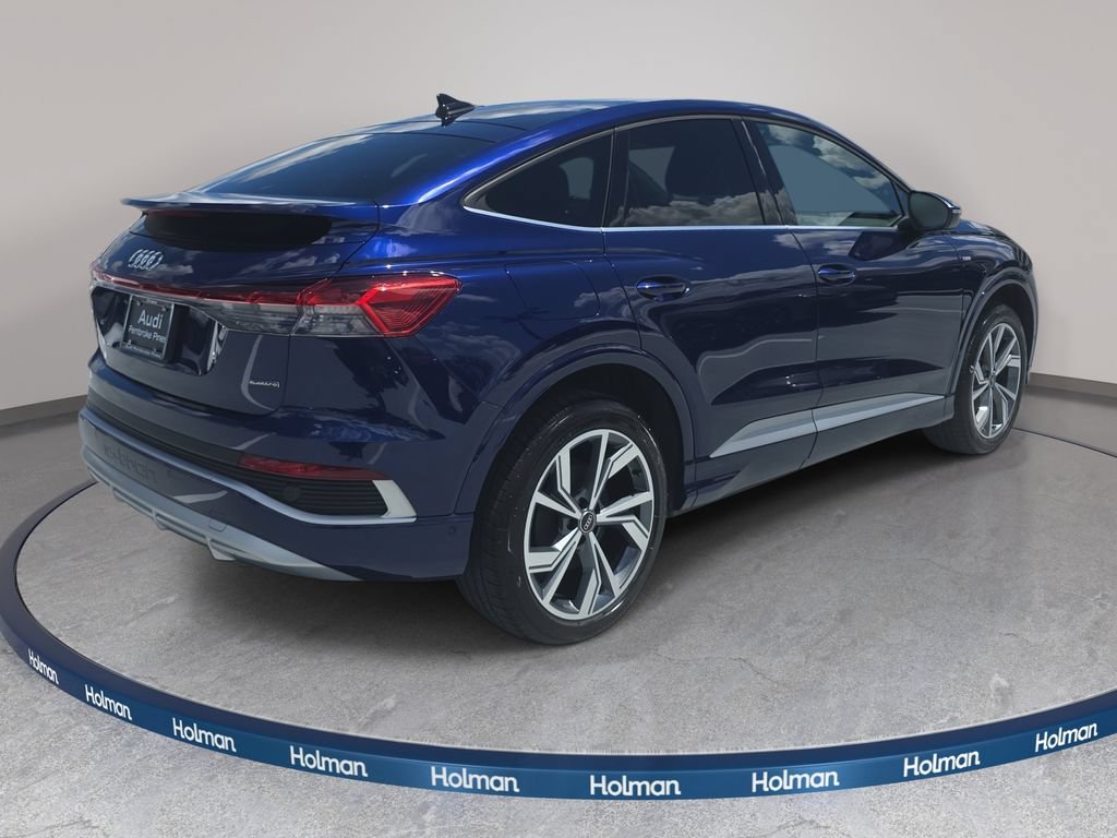 Used 2023 Audi Q4 e-tron Prestige AWD/4WD image 8