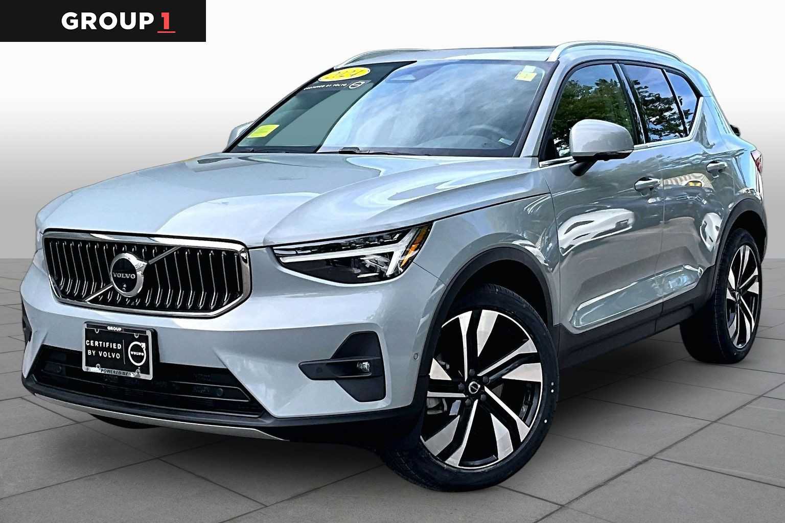 Used 2024 Volvo XC40 B5 Ultimate w/ Protection Package Premier