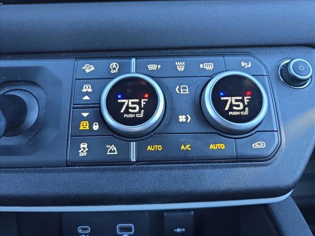 Used 2023 Land Rover Defender 110 SE image 22