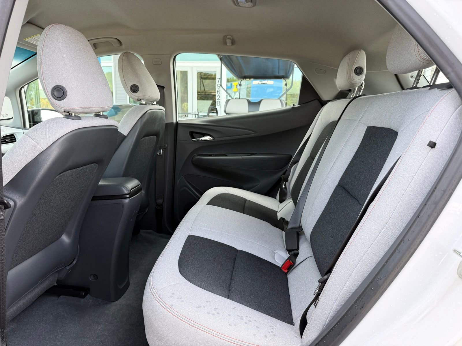 Used 2018 Chevrolet Bolt LT FWD image 16