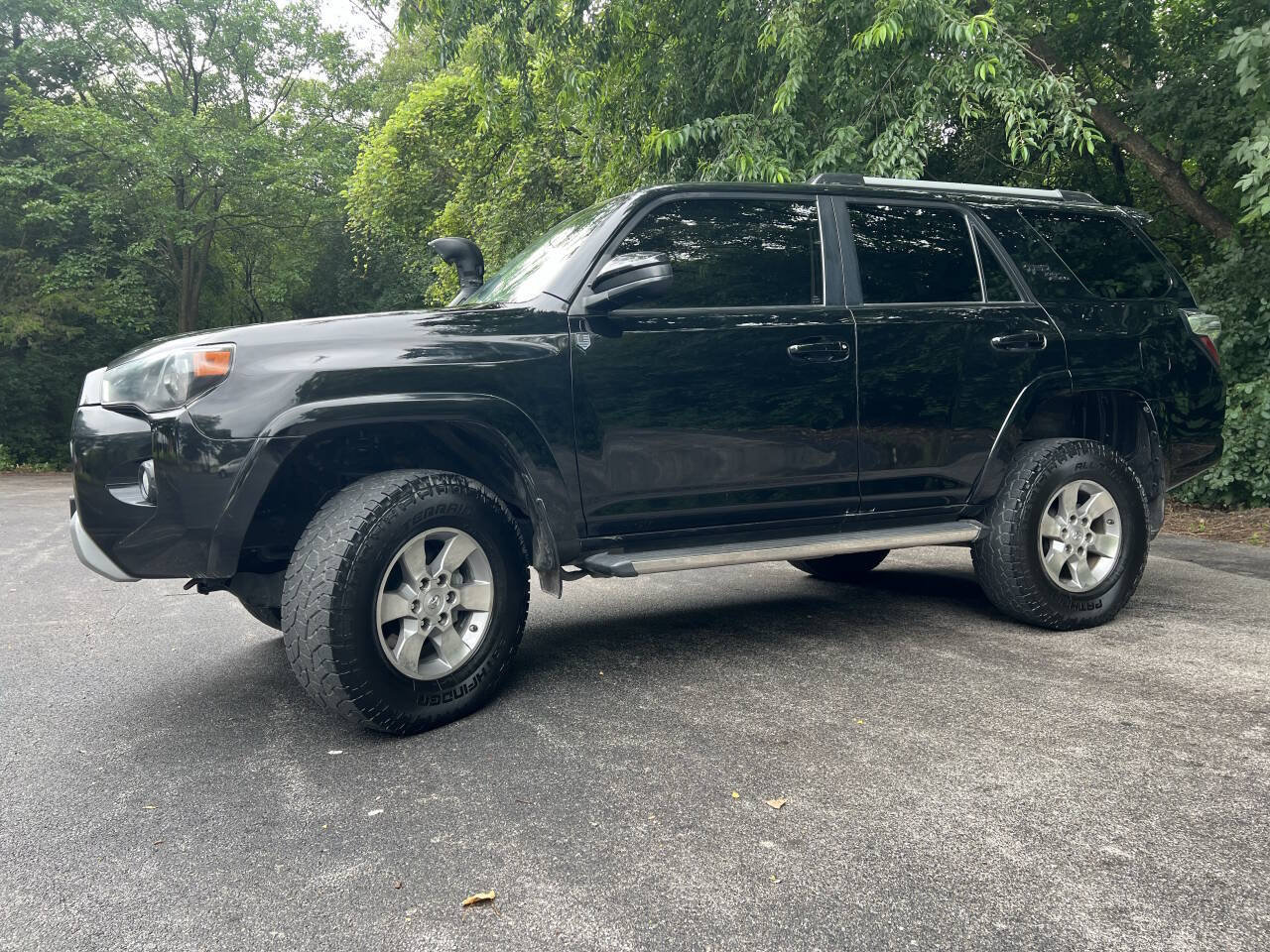 Used 2022 Toyota 4Runner TRD Off-Road AWD/4WD image 17