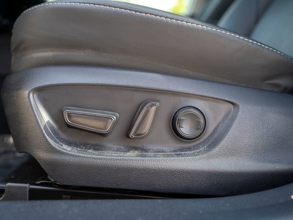 Used 2024 Toyota Camry XSE w/ Navigation Package FWD image 29