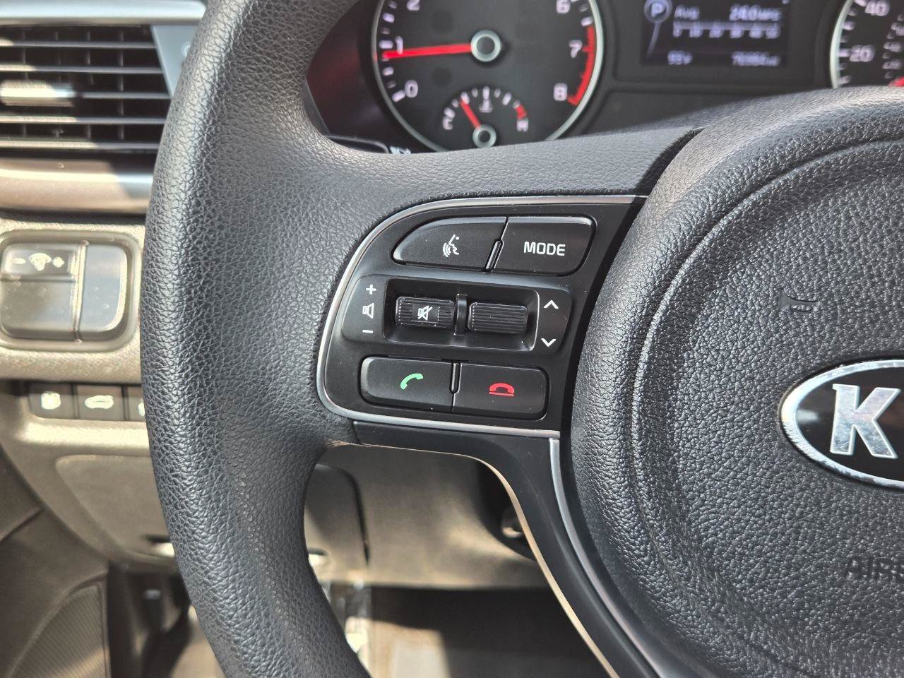 Used 2017 Kia Optima LX FWD image 22