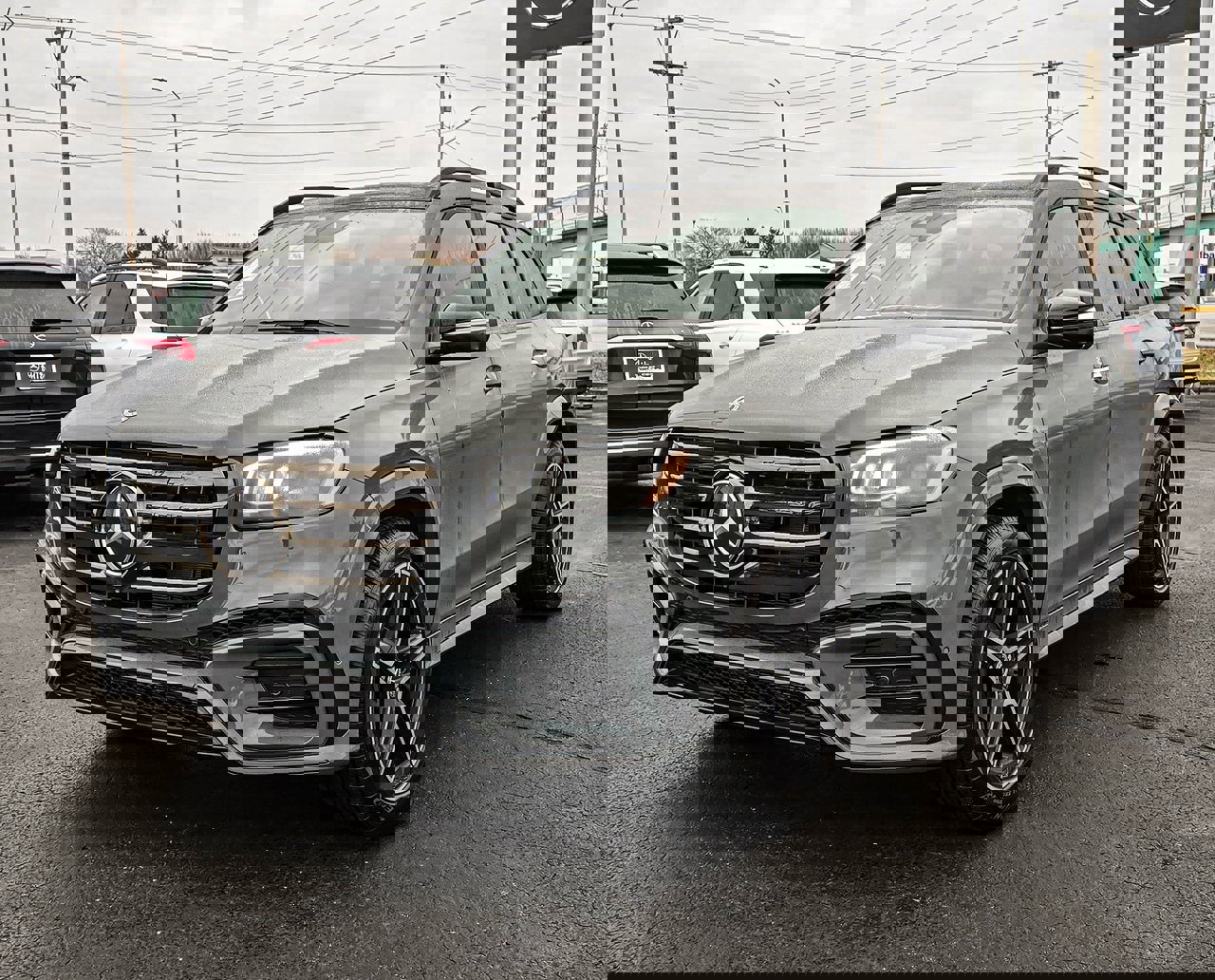 New 2026 Mercedes-Benz GLS 450 4MATIC image 3