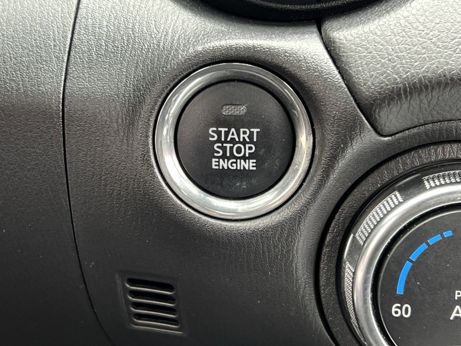 Used 2017 MAZDA MX-5 Miata RF Grand Touring image 29