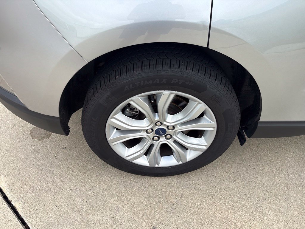Used 2022 Ford Edge Titanium AWD/4WD image 55