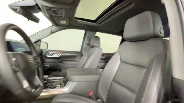Used 2023 Chevrolet Silverado 1500 LT Trail Boss w/ LT Trail Boss Premium Package AWD/4WD image 21