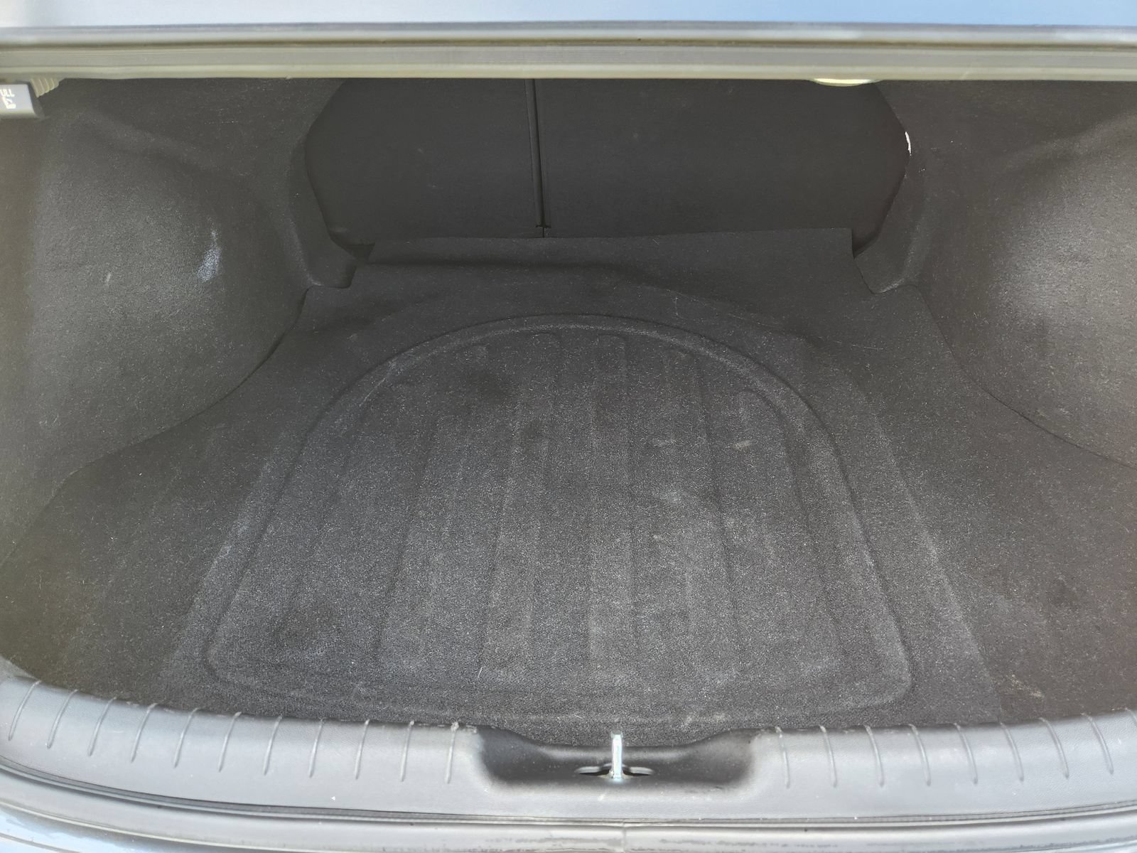 Used 2024 Hyundai Elantra Limited FWD image 35