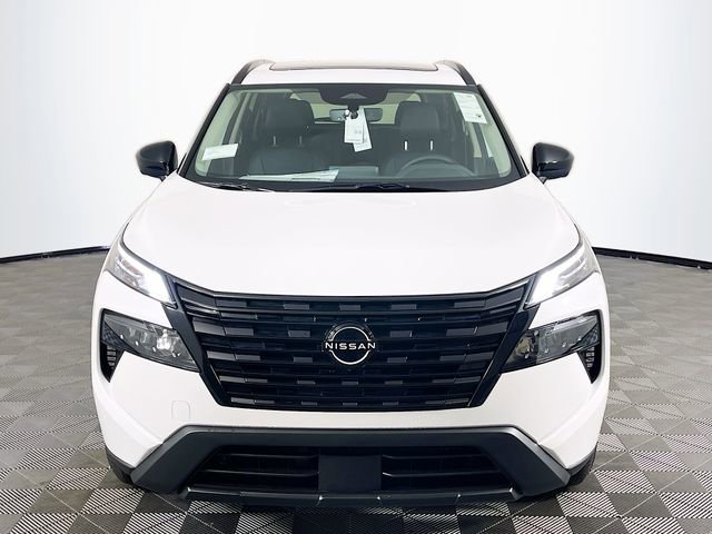 New 2026 Nissan Rogue Dark Armor image 3