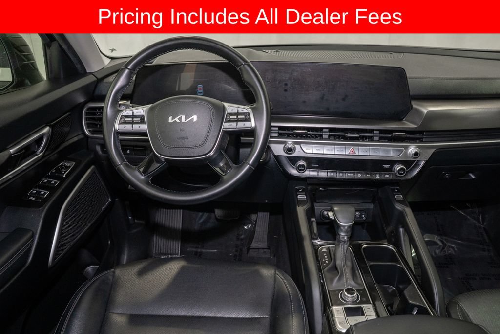 Certified 2023 Kia Telluride S w/ S Sunroof Package AWD/4WD image 6