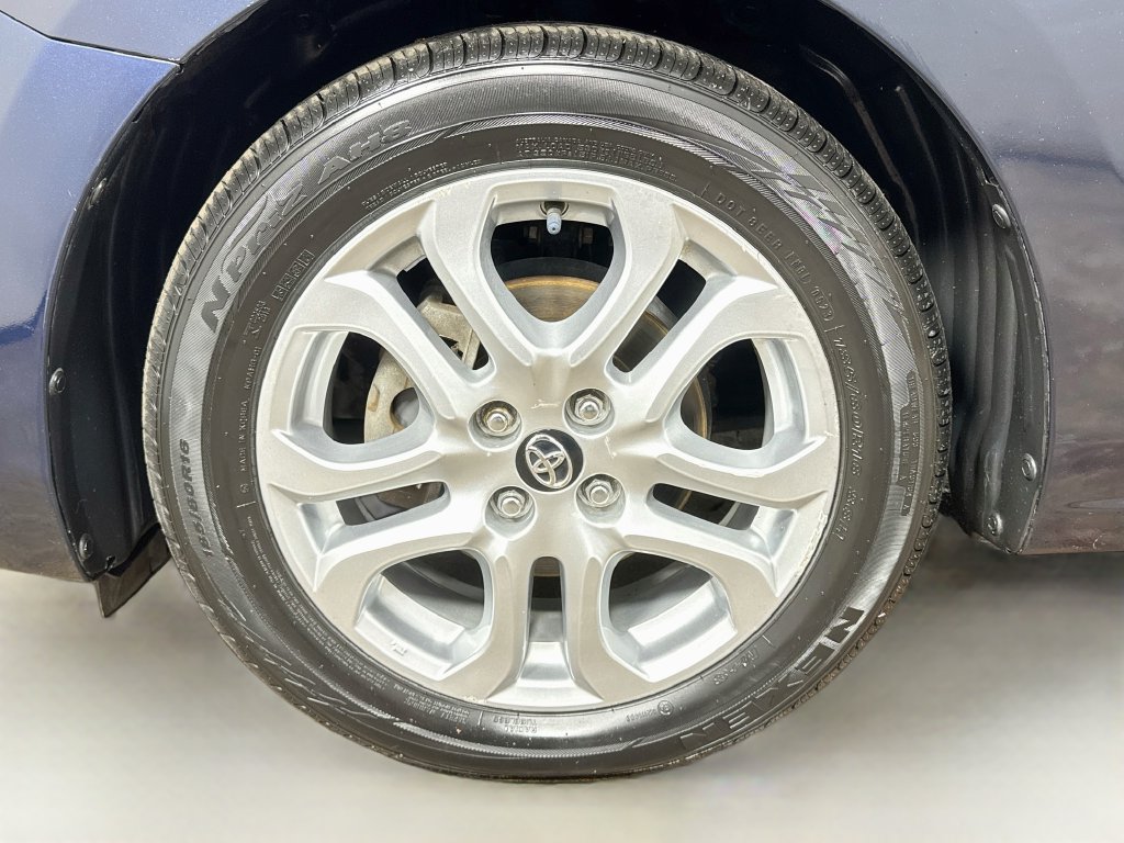 Used 2018 Toyota Yaris iA FWD image 35