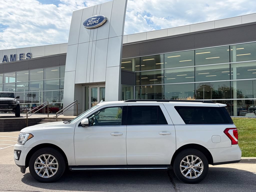 Used 2021 Ford Expedition Max XLT AWD/4WD image 3