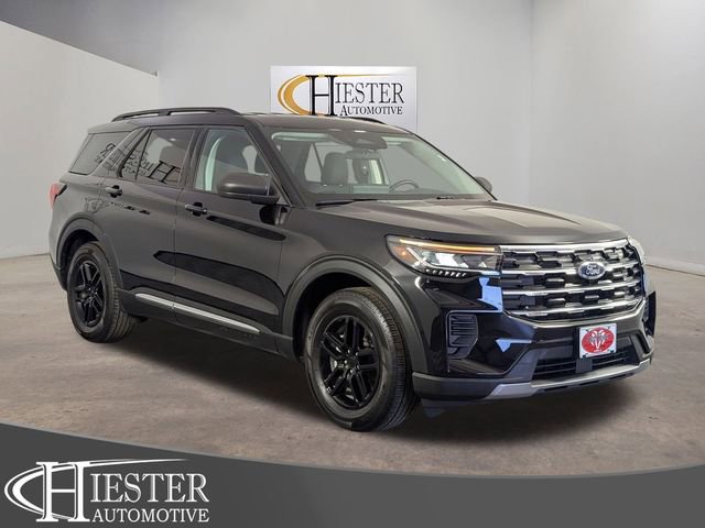 Used 2025 Ford Explorer Active image 1