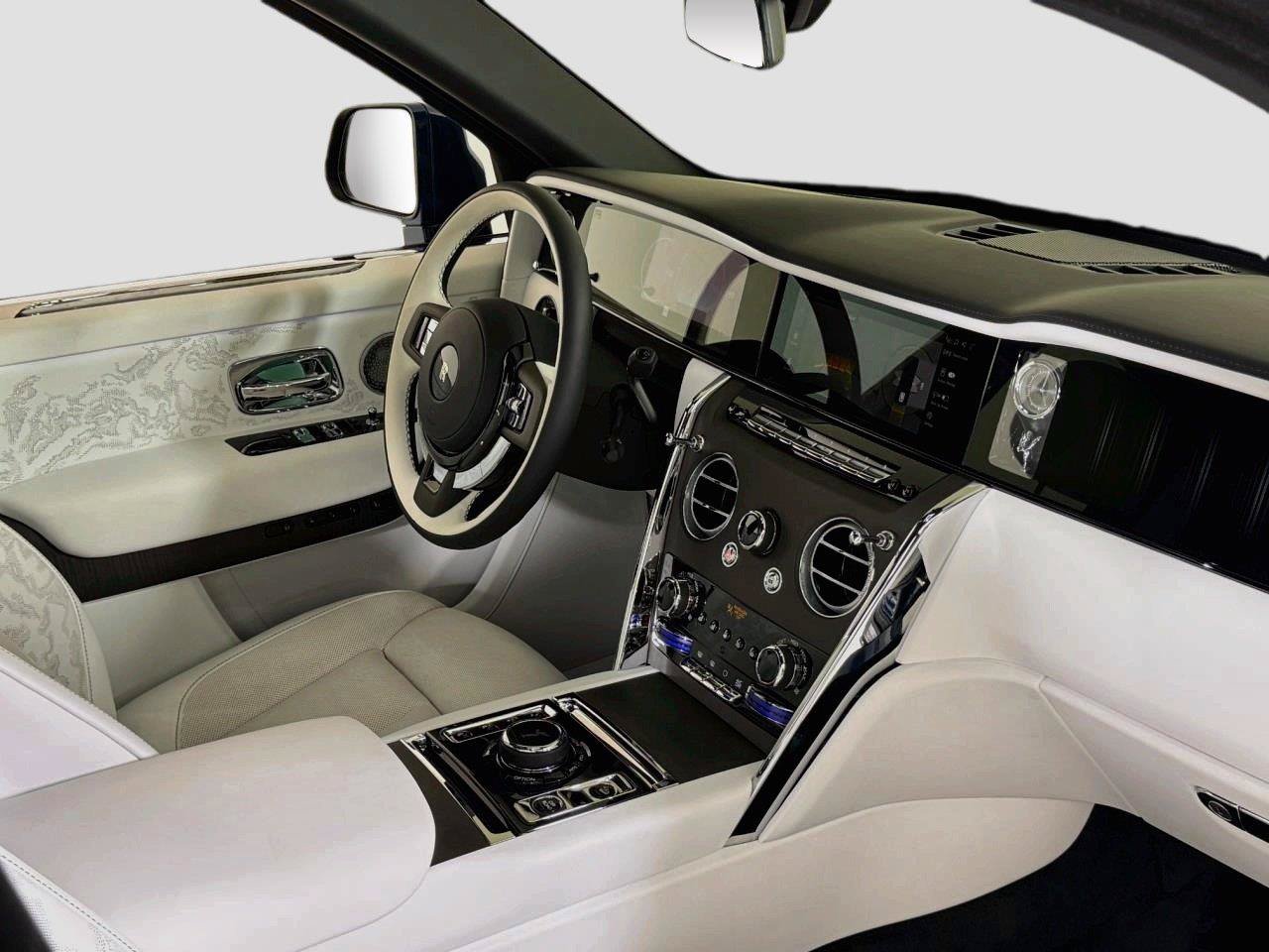 Used 2027 Rolls-Royce Cullinan AWD/4WD image 38