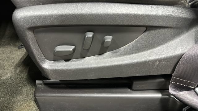 Used 2017 Chevrolet Silverado 1500 LT w/ All Star Edition AWD/4WD image 9