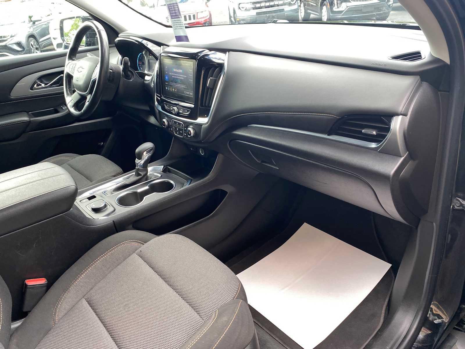 Used 2021 Chevrolet Traverse LT AWD/4WD image 26