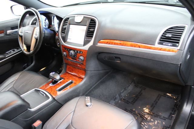 Used 2014 Chrysler 300 Touring w/ Quick Order Package 22F RWD image 22