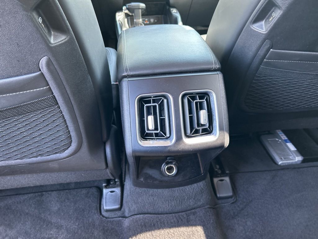 Used 2024 Kia Sorento S image 29