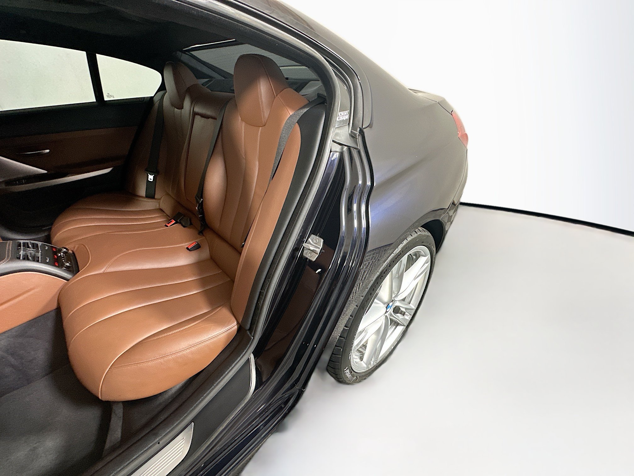 Used 2017 BMW 640i Gran Coupe RWD image 26
