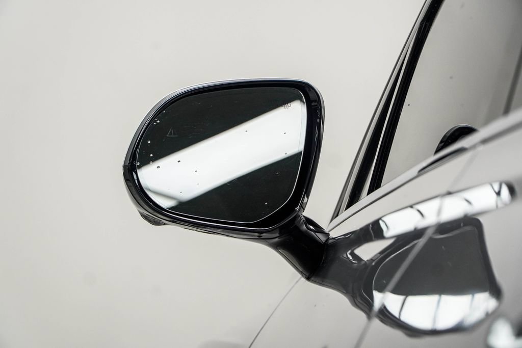 Used 2023 Genesis GV80 3.5T w/ Prestige Package image 17