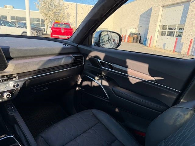 Used 2025 Kia Telluride SX Prestige X-Pro image 11