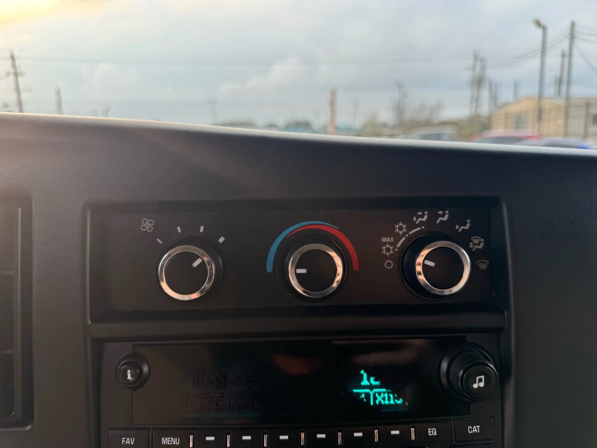 Used 2017 Chevrolet Express 3500 LT w/ LT Preferred Equipment Group image 42