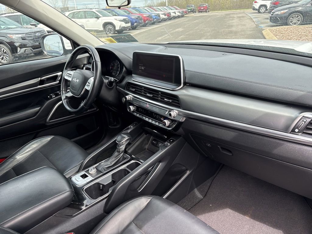 Certified 2022 Kia Telluride S FWD image 8