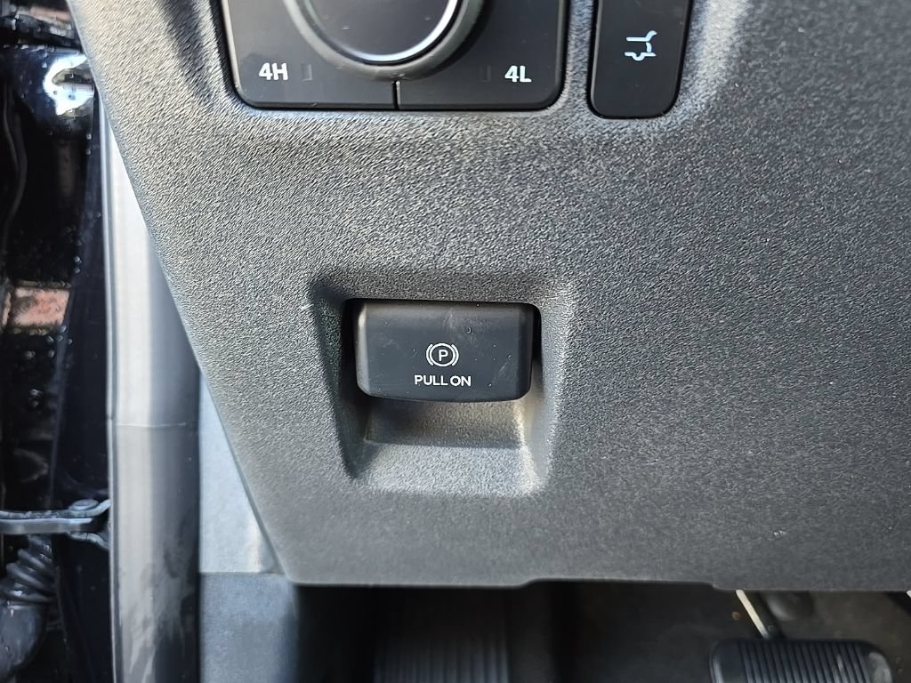 Used 2025 Ford Expedition Max Active AWD/4WD image 19