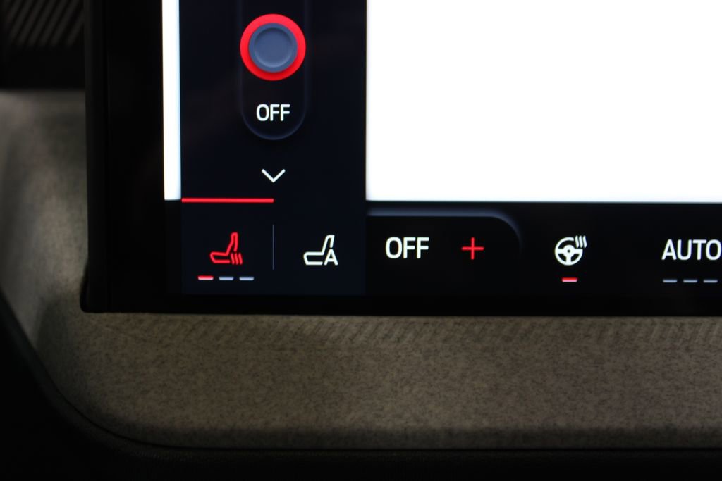 New 2025 Ford Maverick XLT w/ XLT Luxury Package image 50