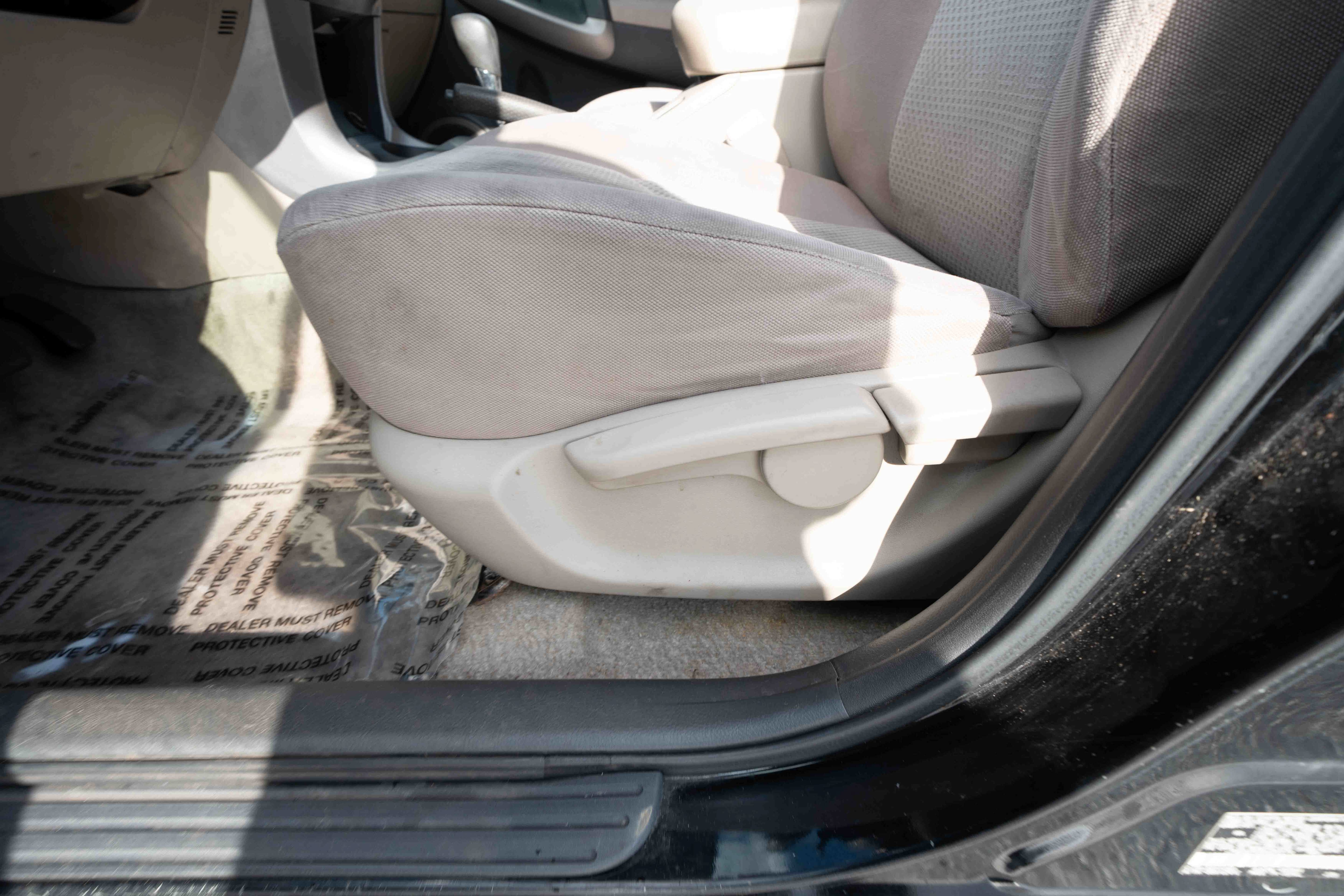 Used 2006 Toyota RAV4 2WD image 12