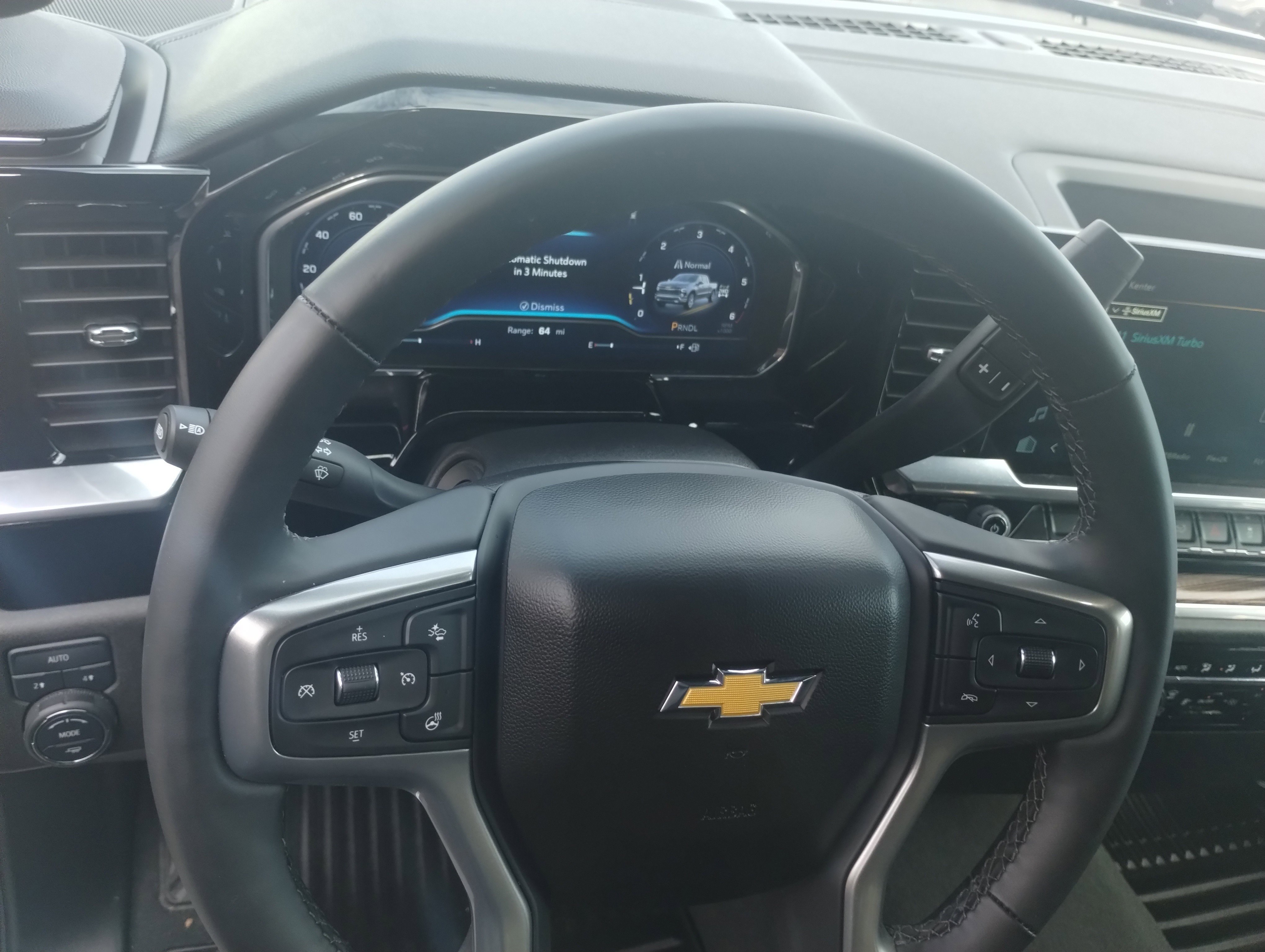 Used 2025 Chevrolet Silverado 1500 LT image 11
