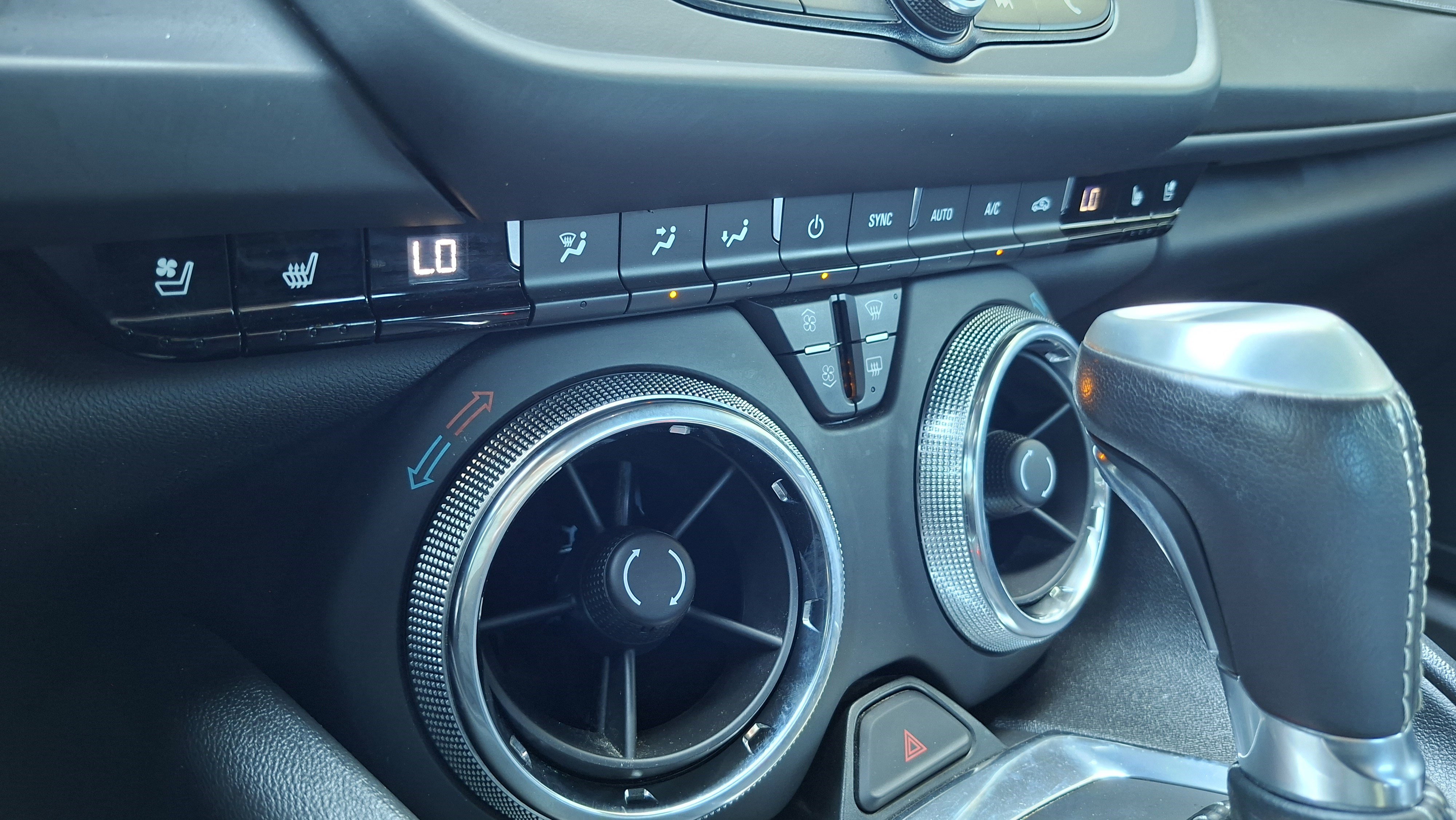 Used 2019 Chevrolet Camaro LT w/ RS Package image 14