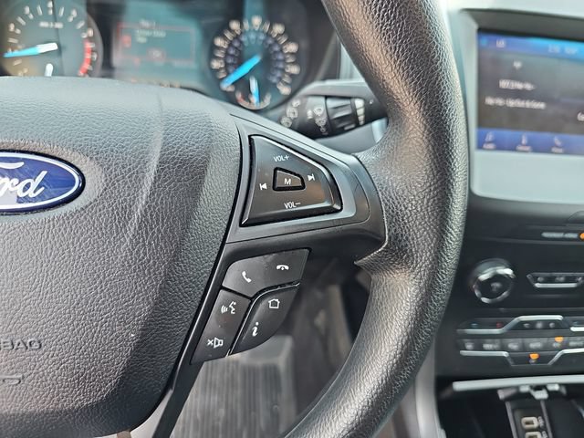 Used 2020 Ford Edge SE FWD image 19
