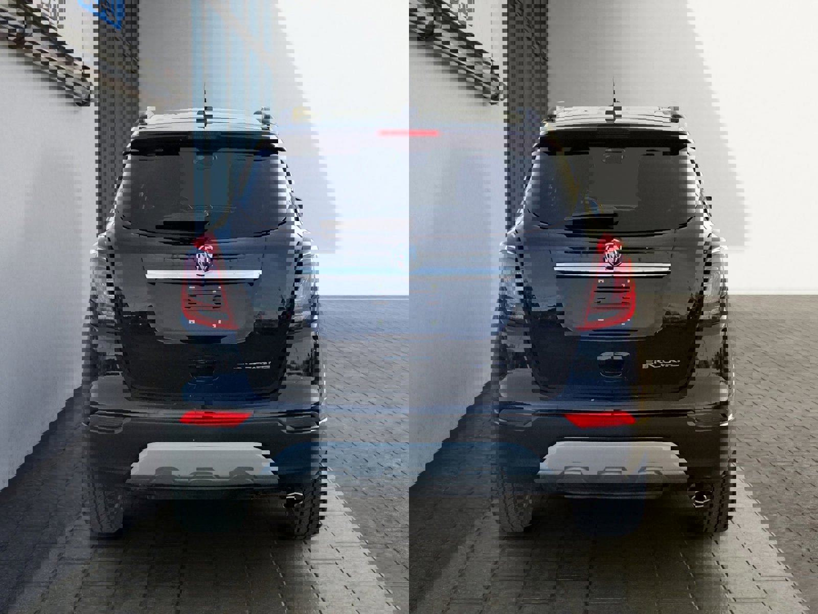 Used 2021 Buick Encore Preferred w/ Safety Package image 4