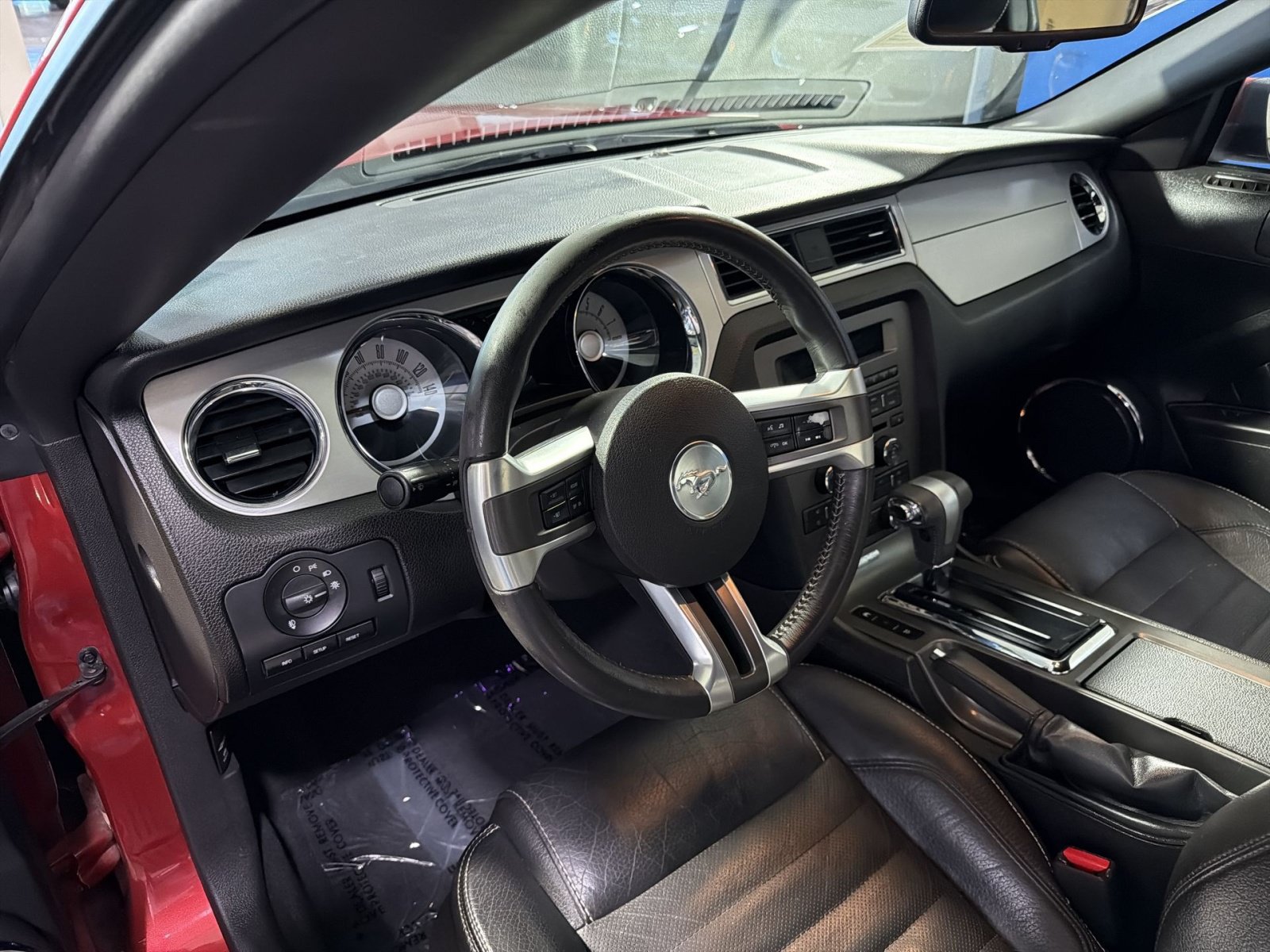 Used 2010 Ford Mustang GT RWD image 19