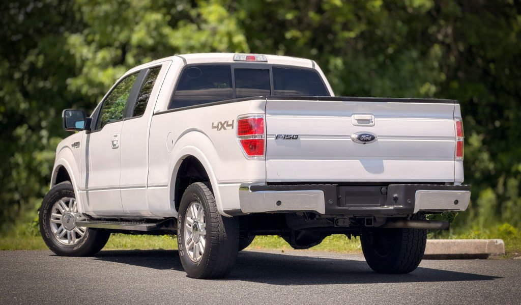 Used 2013 Ford F150 Lariat w/ Mid Equipment Group AWD/4WD image 9