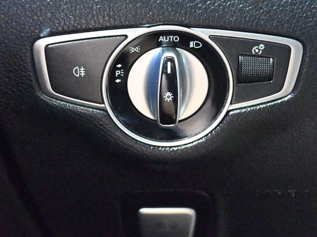 Used 2019 Mercedes-Benz E 300 4MATIC image 23