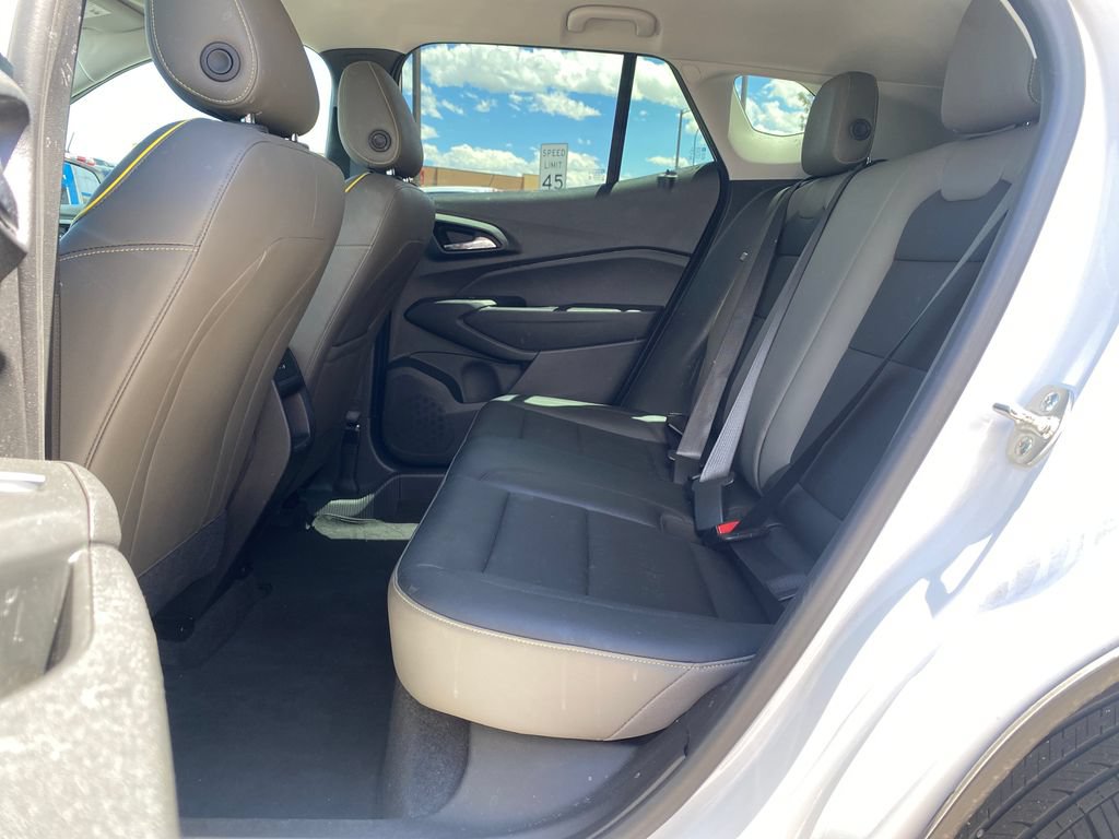 Used 2025 Chevrolet Trax ACTIV w/ Driver Confidence Package FWD image 21