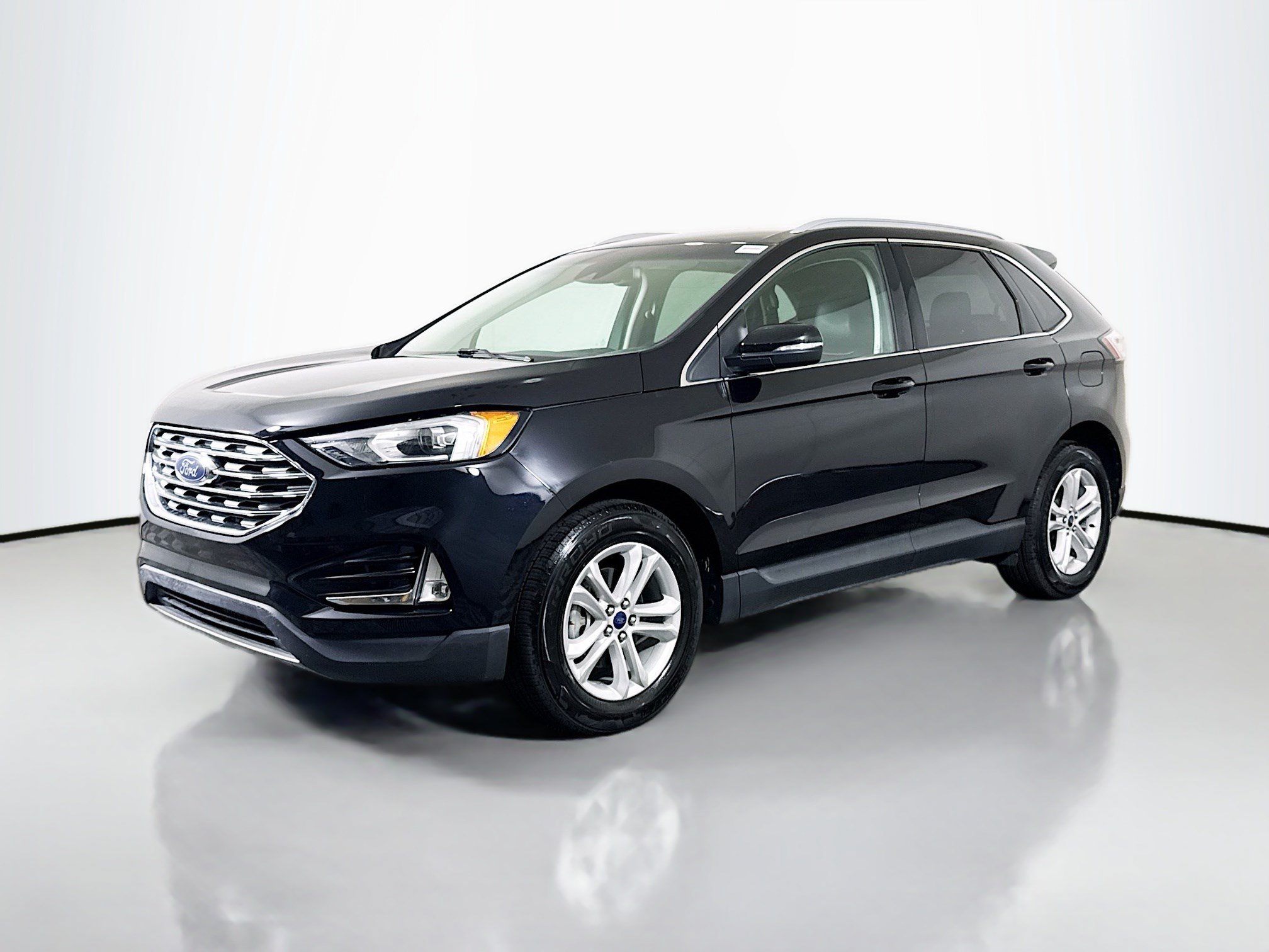 Used 2020 Ford Edge SEL FWD image 4