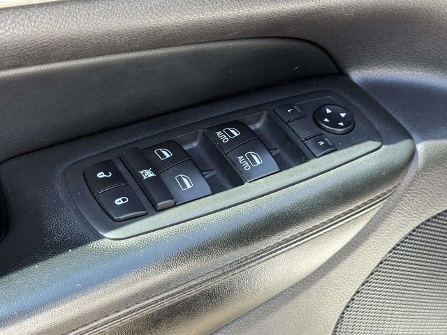 Used 2018 Jeep Grand Cherokee Limited AWD/4WD image 15