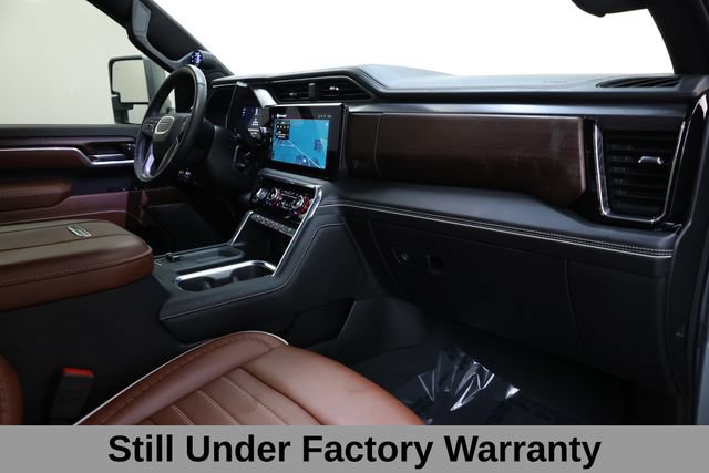 Used 2025 GMC Sierra 2500 Denali Ultimate AWD/4WD image 22