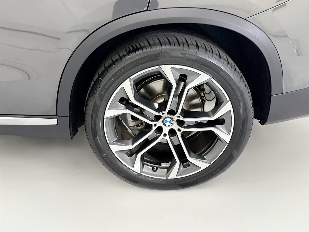 Used 2026 BMW X5 sDrive40i w/ Climate Comfort Package RWD image 30
