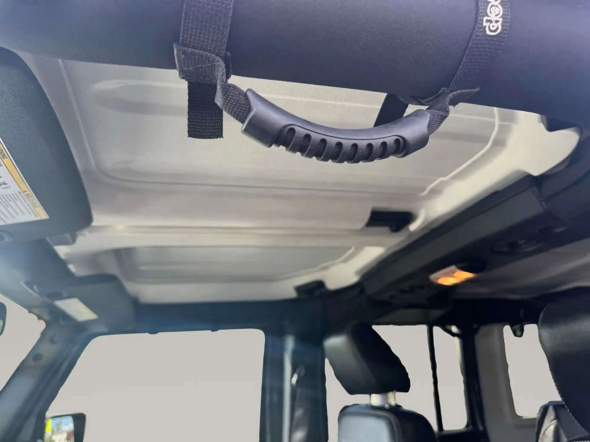 Used 2016 Jeep Wrangler Unlimited Sahara w/ Dual Top Group image 13