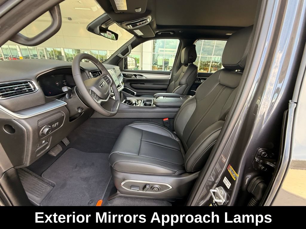 New 2026 Jeep Grand Wagoneer L 2WD w/ Premium Group I image 10