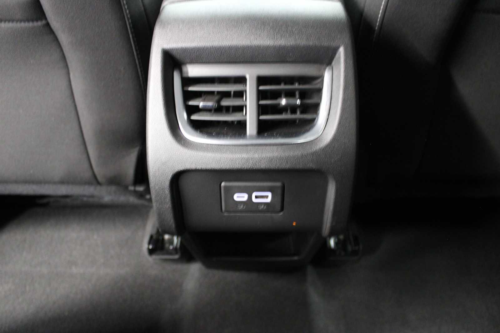 Used 2023 Chevrolet Blazer LT AWD/4WD image 36