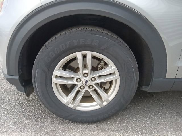 Certified 2022 Ford Explorer XLT w/ Class IV Trailer Tow Package image 10