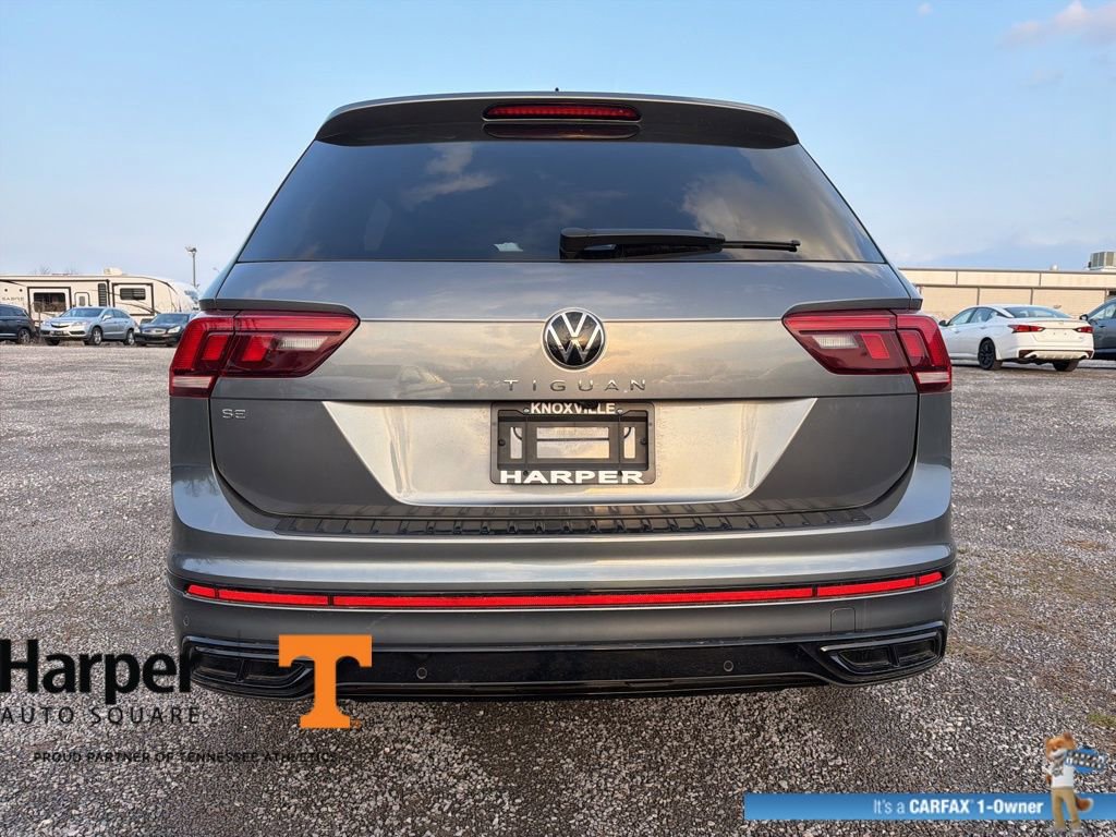 Used 2024 Volkswagen Tiguan SE R-Line w/ MDO Package, Three-Row image 4