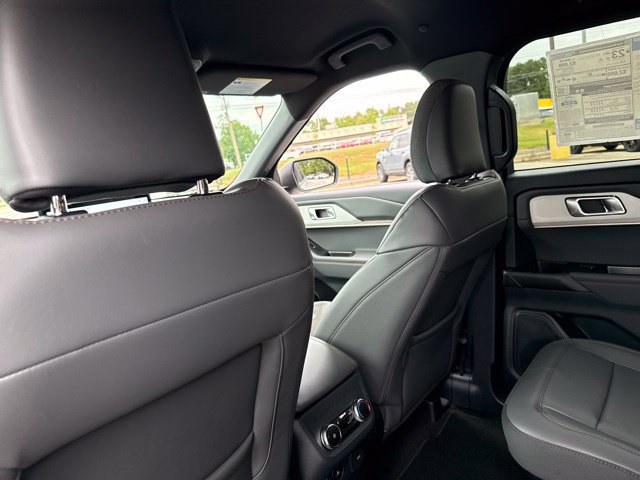 New 2027 Ford Explorer Active w/ Active Comfort Package RWD image 22