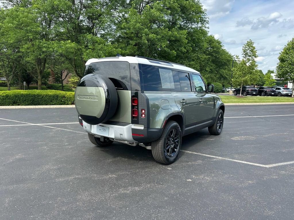 New 2025 Land Rover Defender 110 S image 5
